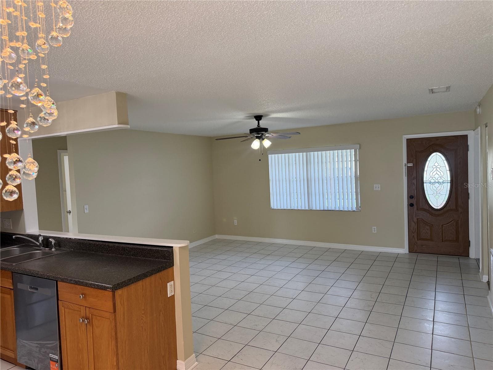 Single Family Residence at 1069 BRIDLEWOOD WAY, BRANDON, photo 2 of 22