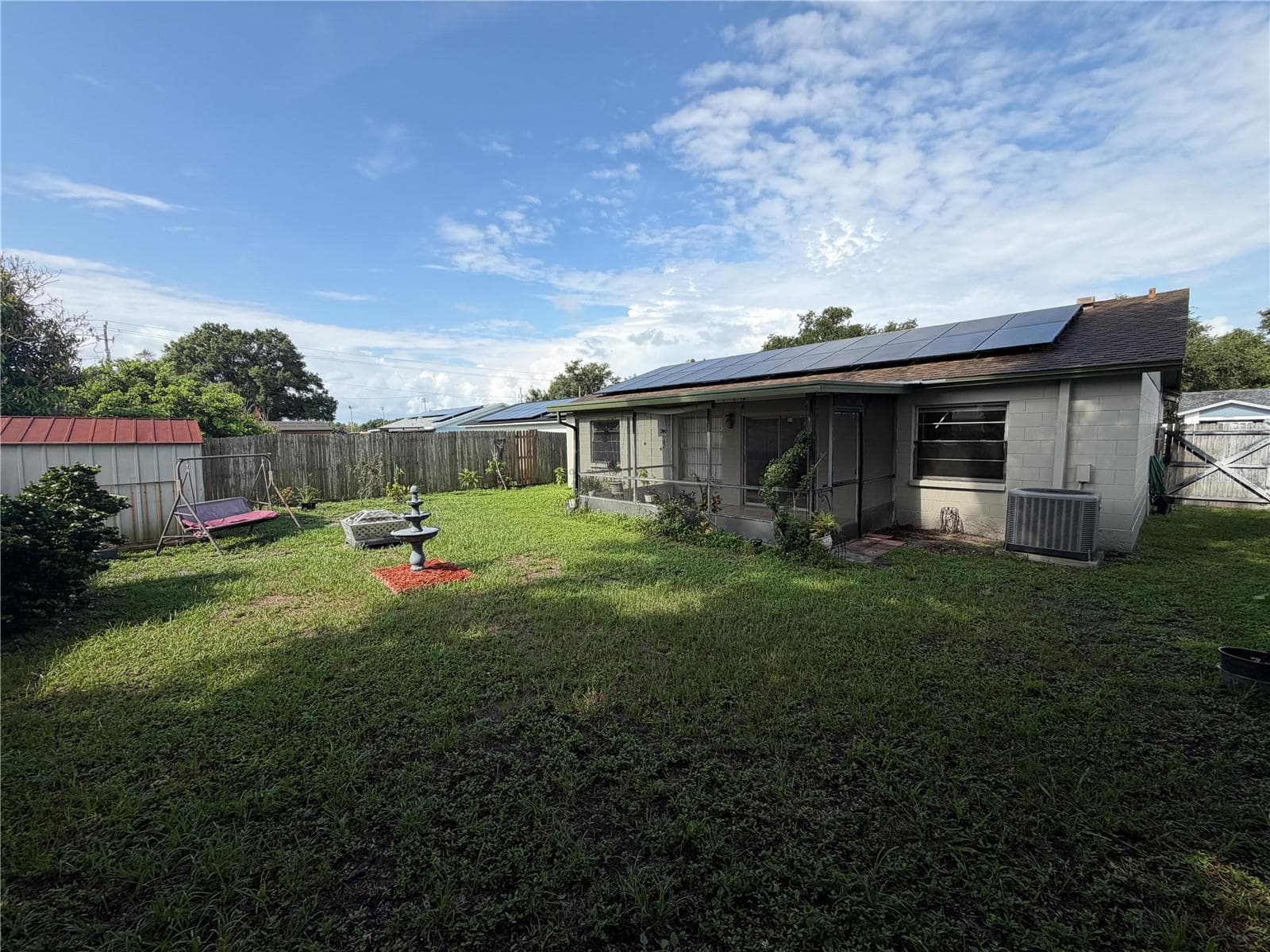 Single Family Residence at 1069 BRIDLEWOOD WAY, BRANDON, photo 17 of 22