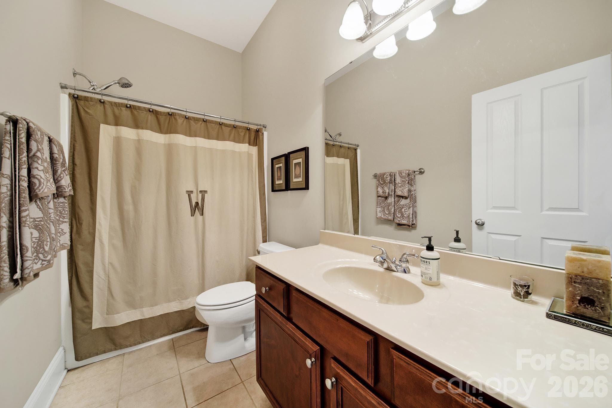 Single Family Residence at 3328 Richards Crossing, Fort Mill, photo 20 of 41