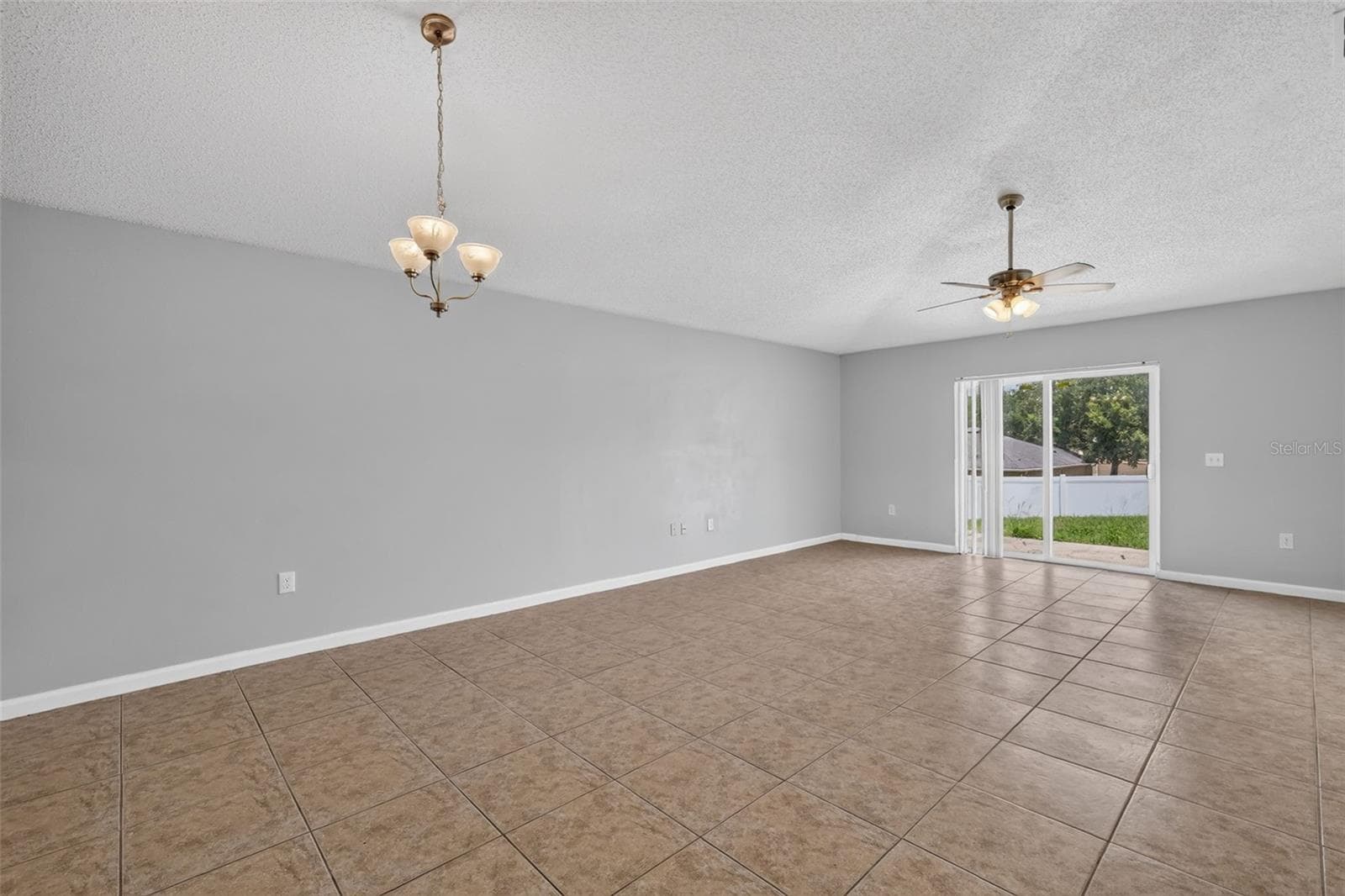 Single Family Residence at 2225 SANDRIDGE CIR, EUSTIS, photo 7 of 22