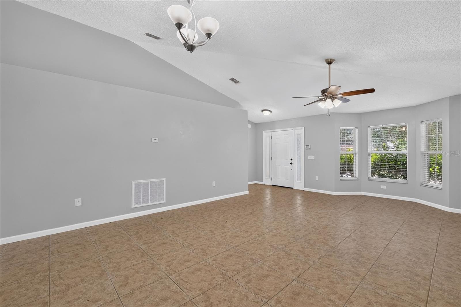 Single Family Residence at 2225 SANDRIDGE CIR, EUSTIS, photo 8 of 22