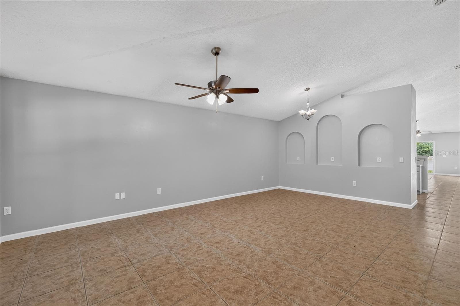 Single Family Residence at 2225 SANDRIDGE CIR, EUSTIS, photo 9 of 22