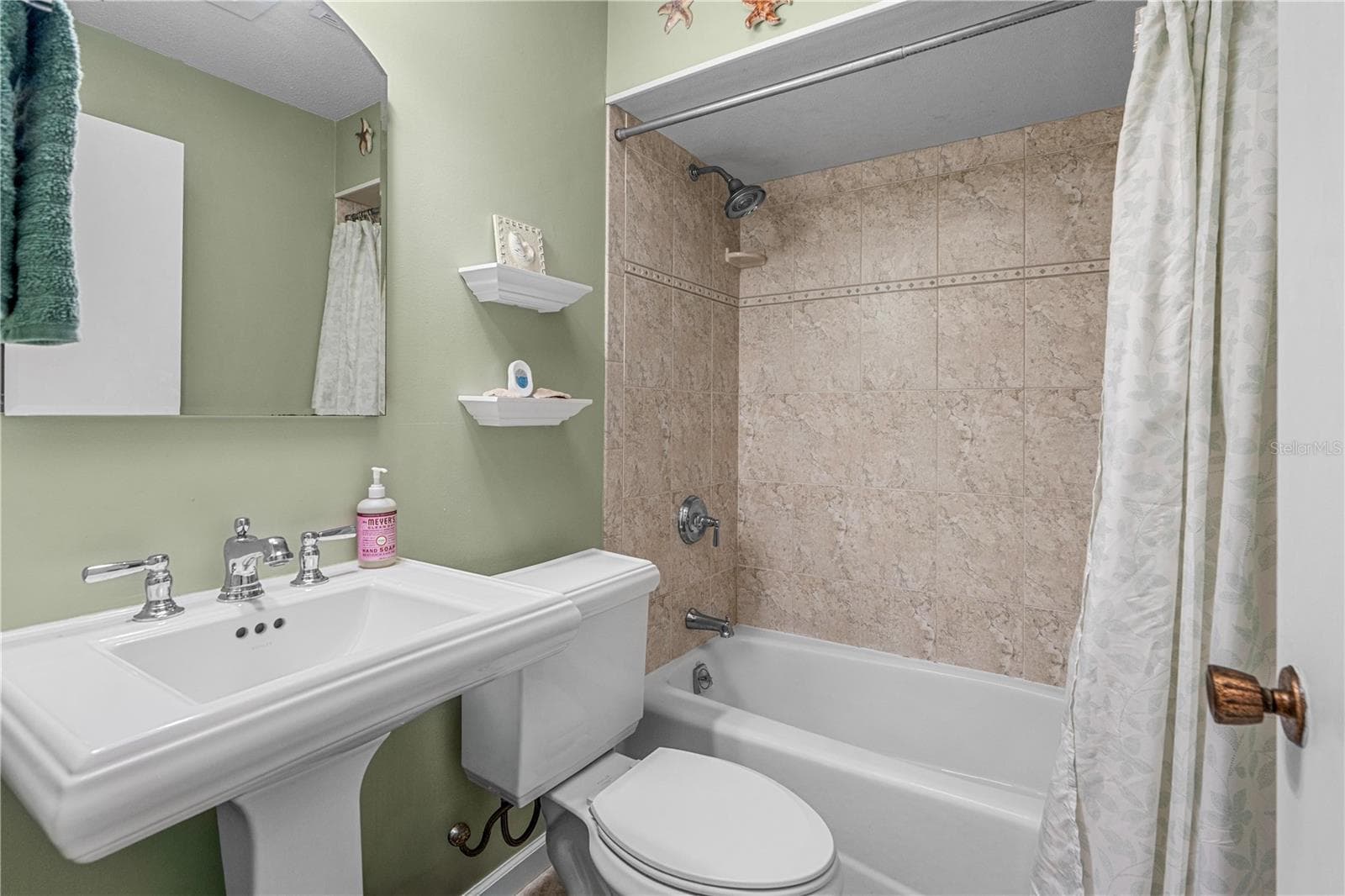 Single Family Residence at 2955 CARRIAGE DR, SOUTH DAYTONA, photo 22 of 35