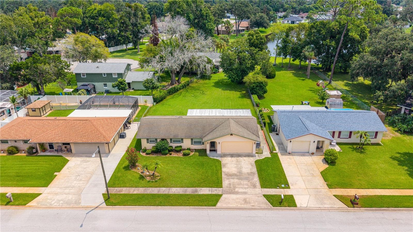 Single Family Residence at 2955 CARRIAGE DR, SOUTH DAYTONA, photo 31 of 35