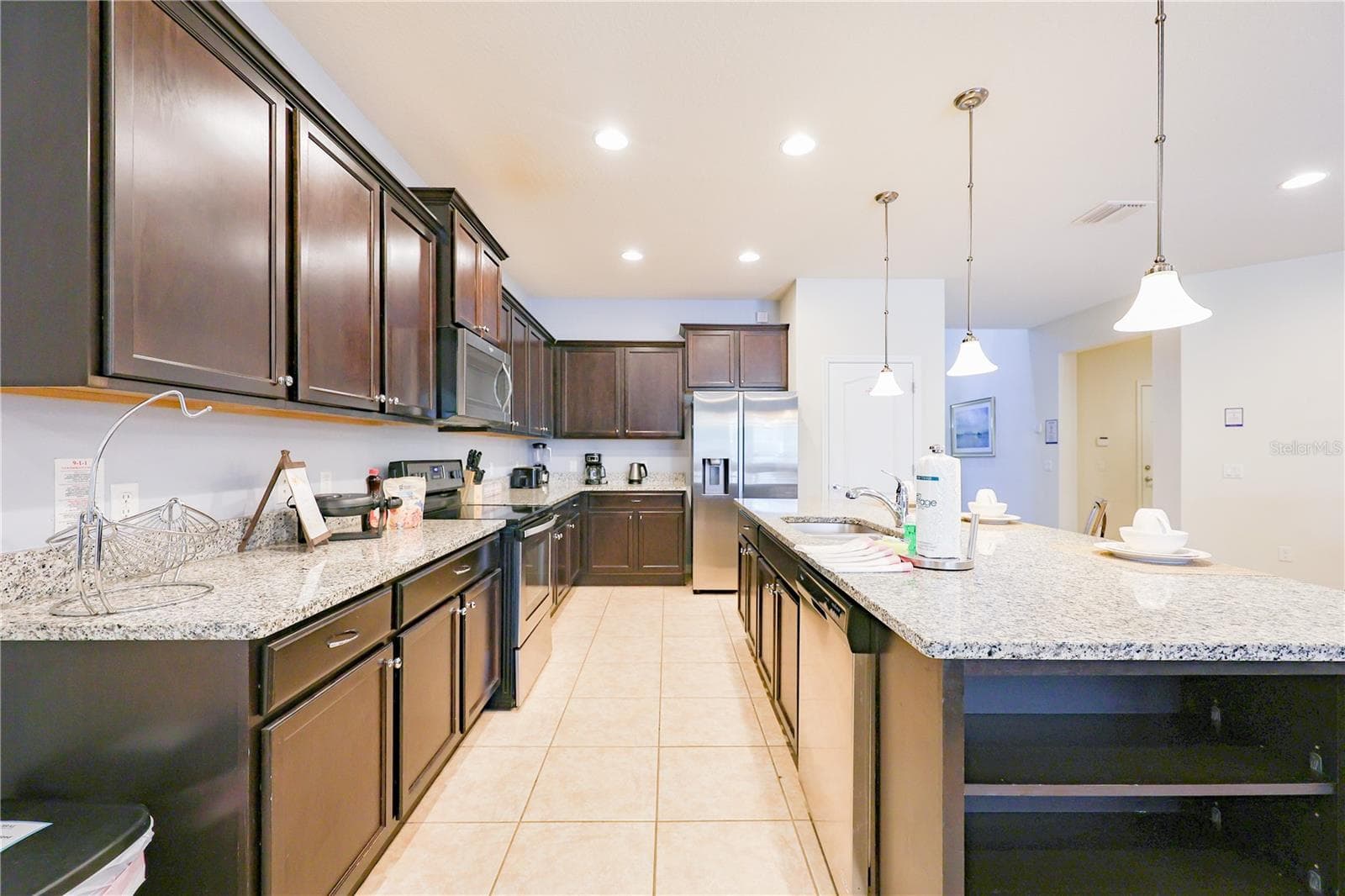 Single Family Residence at 8812 MACAPA DR, KISSIMMEE, photo 16 of 90