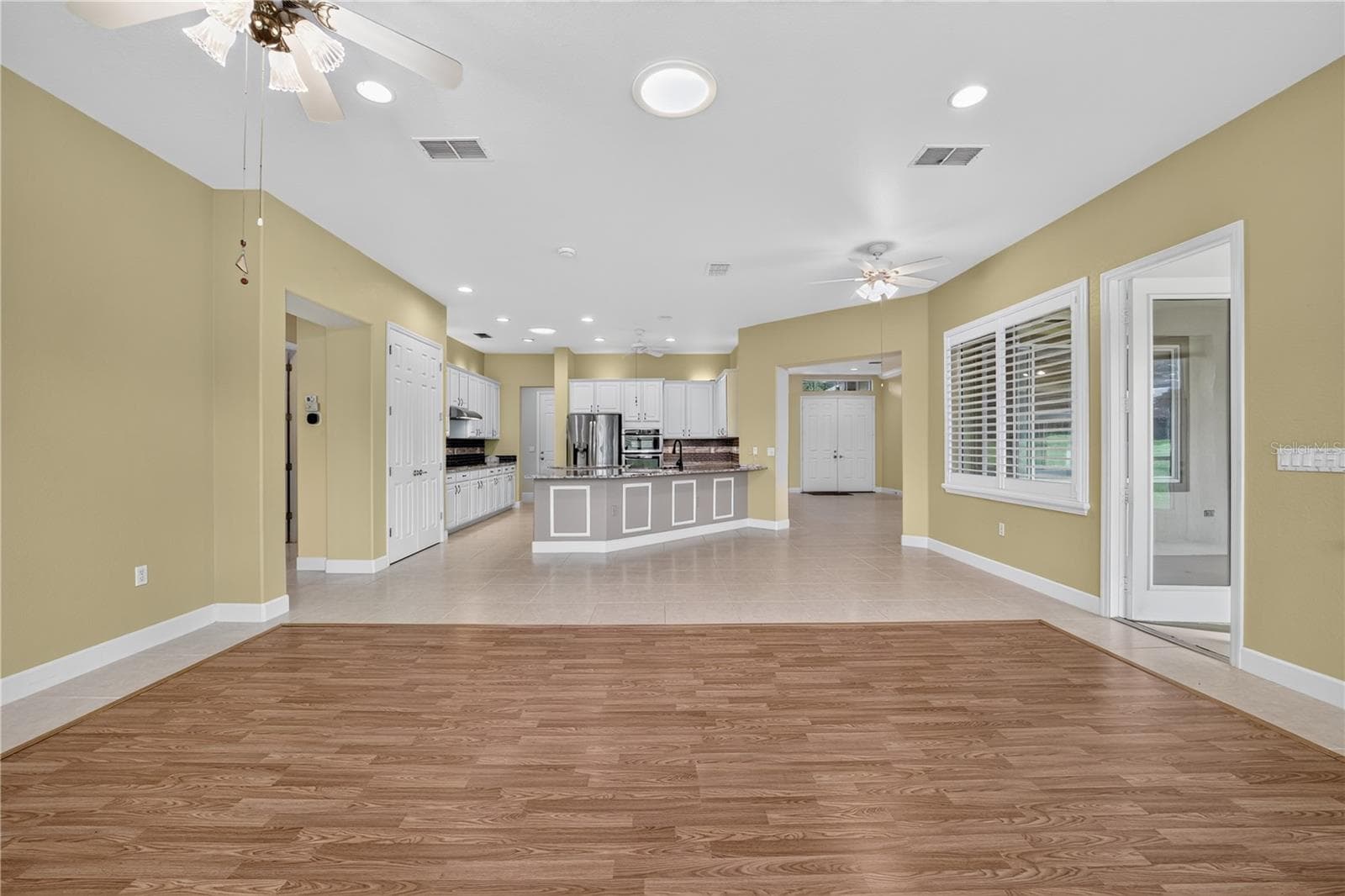 family room - 13500 SE 97TH TERRACE RD, SUMMERFIELD