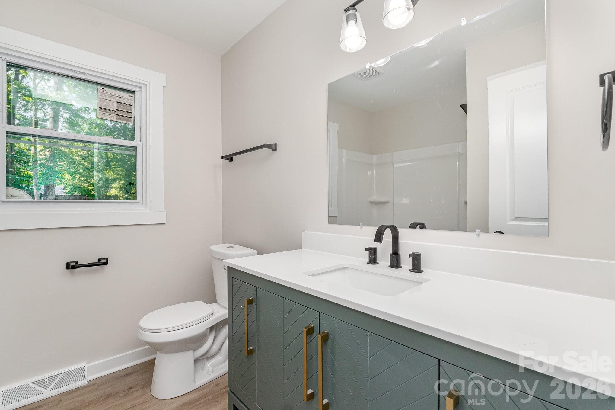 Single Family Residence at 6557 Covecreek Drive, Charlotte, photo 23 of 26