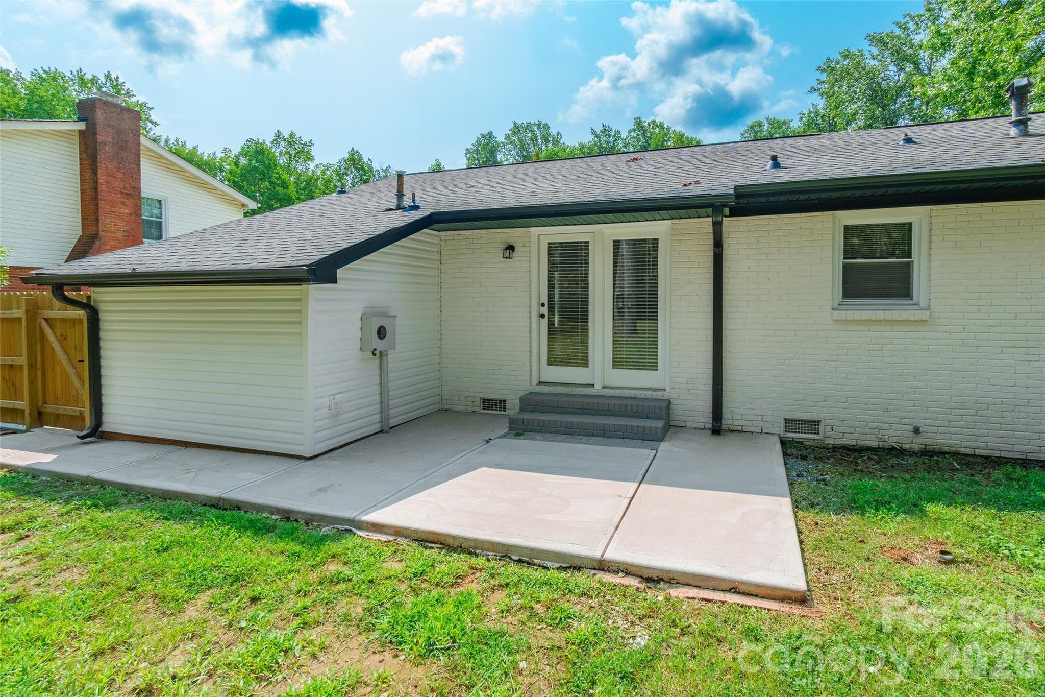 Single Family Residence at 6557 Covecreek Drive, Charlotte, photo 24 of 26