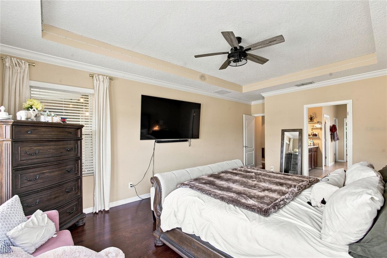 Master Bathroom & large walking closet - 17419 BELLA NOVA DR, ORLANDO