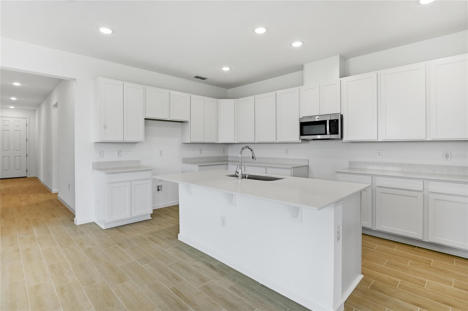 Single Family Residence at 1269 DAISY HILL AVE, DUNDEE, photo 10 of 18