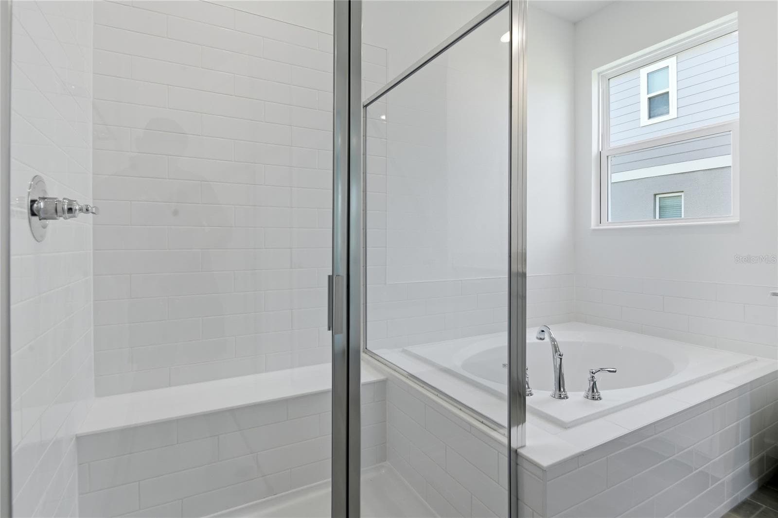 Single Family Residence at 1269 DAISY HILL AVE, DUNDEE, photo 15 of 18