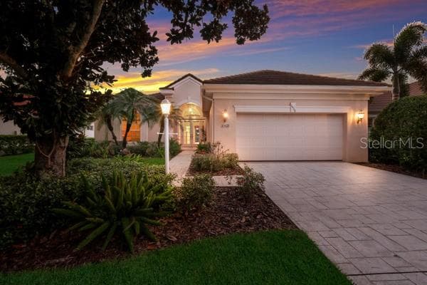 Twilight Pic - 8428 MISTY MORNING CT, LAKEWOOD RANCH