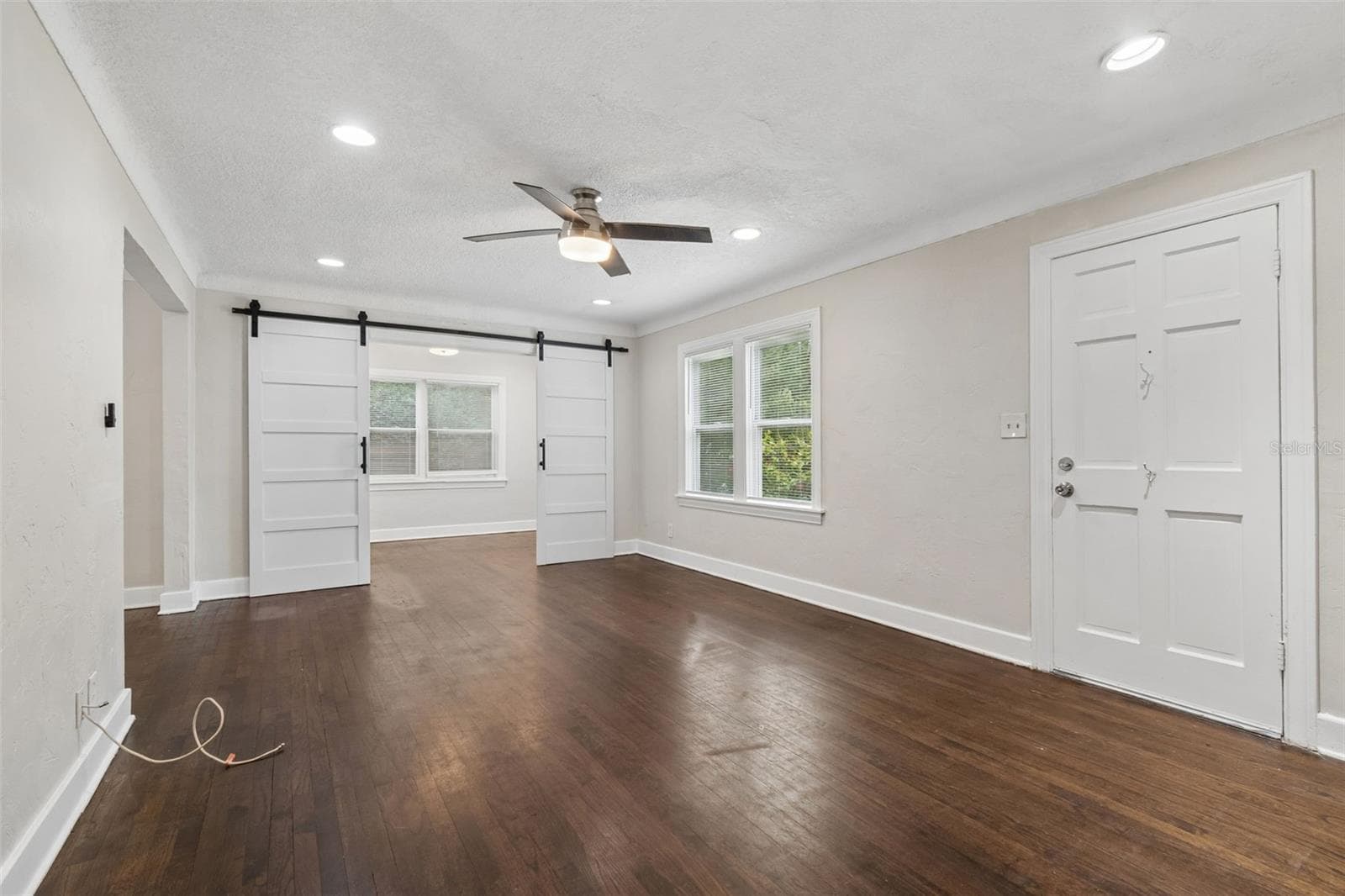 Single Family Residence at 3601 6TH AVE N, ST PETERSBURG, photo 8 of 44