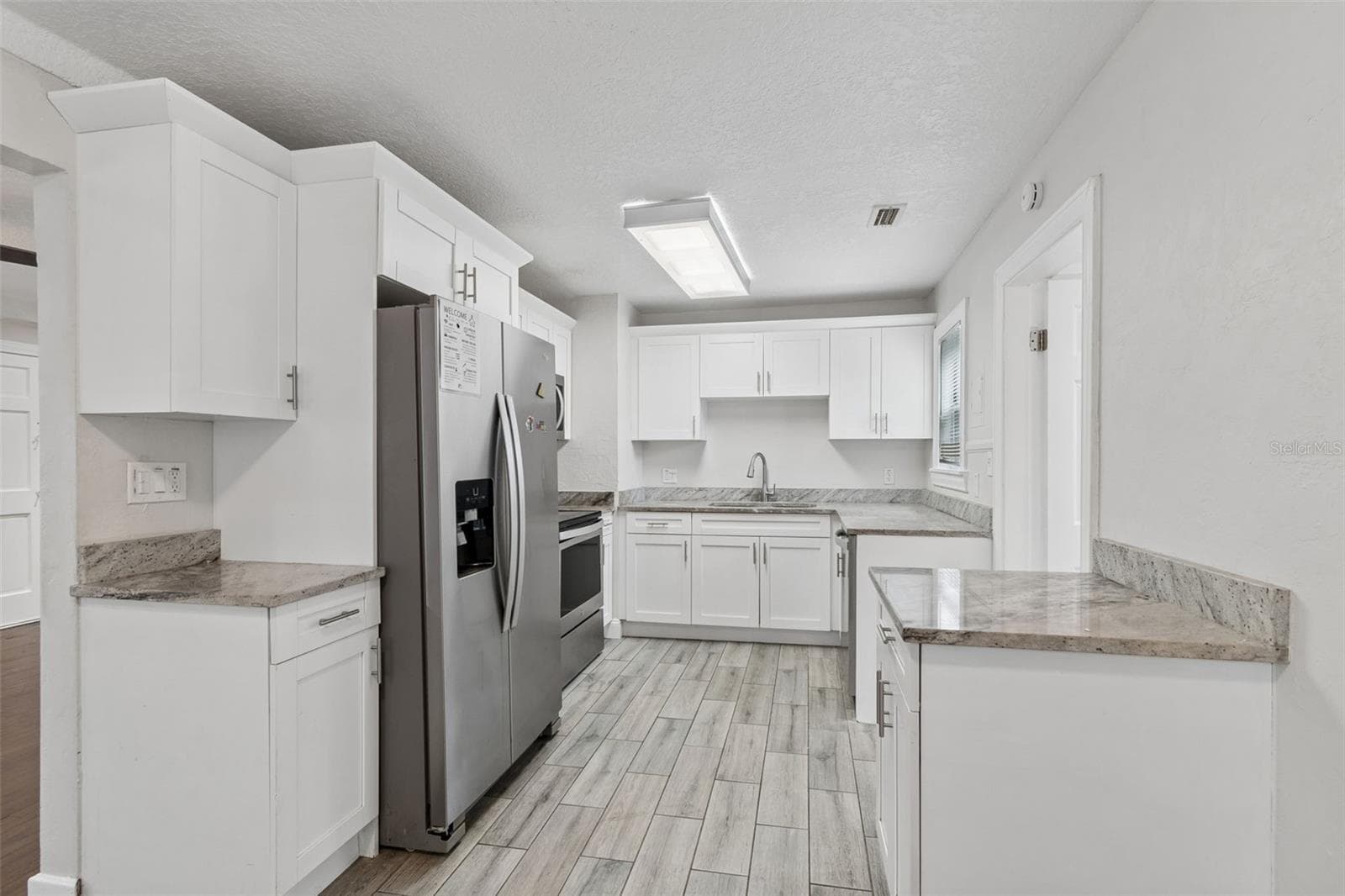 Single Family Residence at 3601 6TH AVE N, ST PETERSBURG, photo 9 of 44