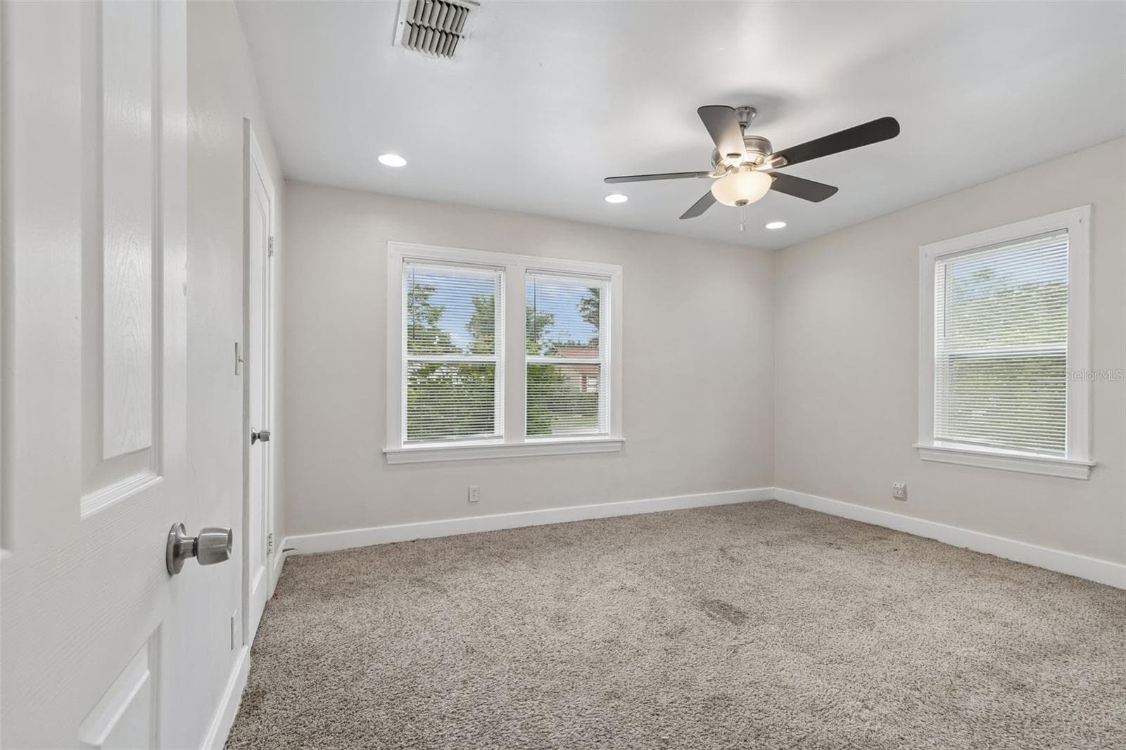 Single Family Residence at 3601 6TH AVE N, ST PETERSBURG, photo 14 of 44