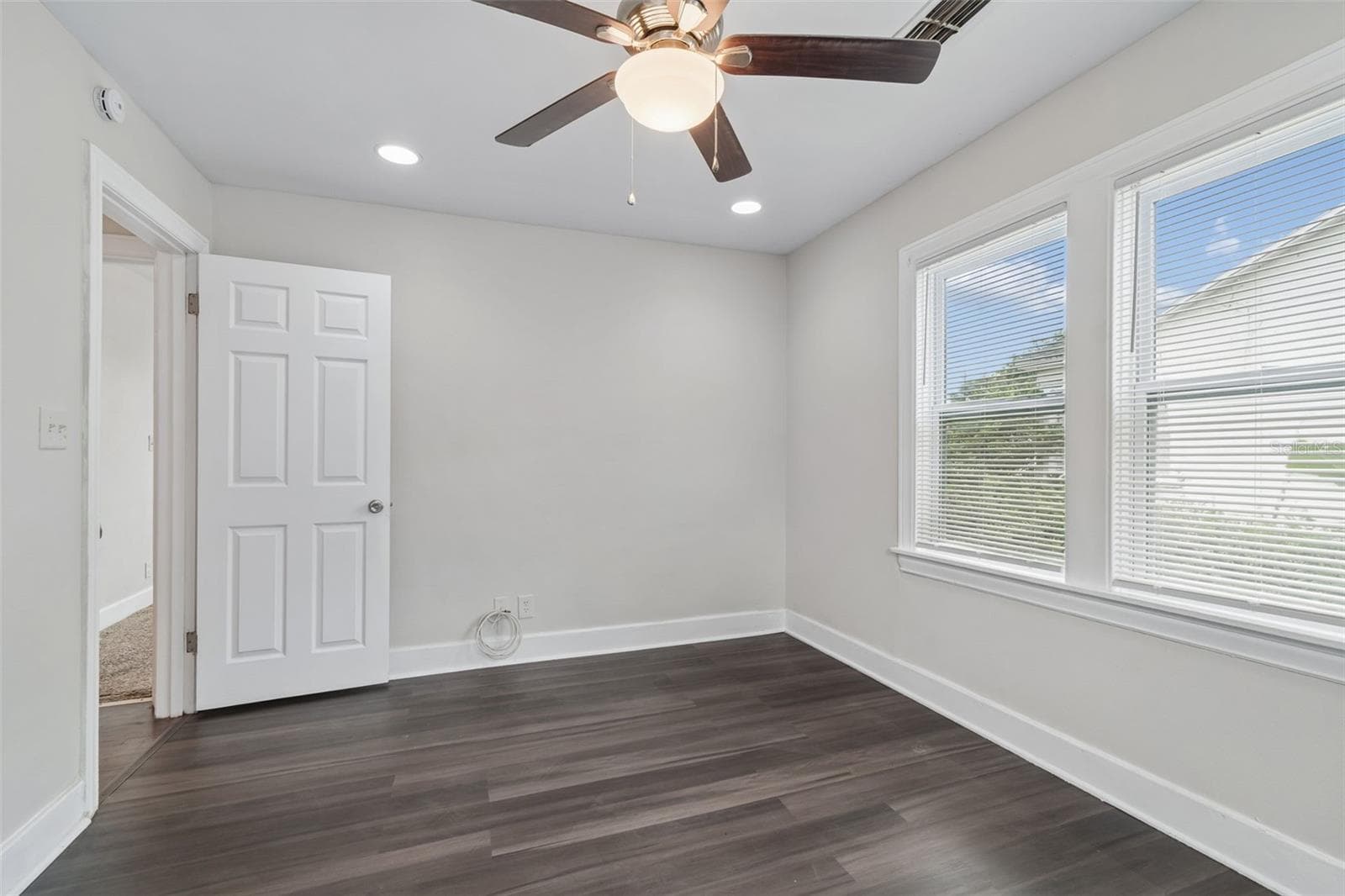 Single Family Residence at 3601 6TH AVE N, ST PETERSBURG, photo 20 of 44