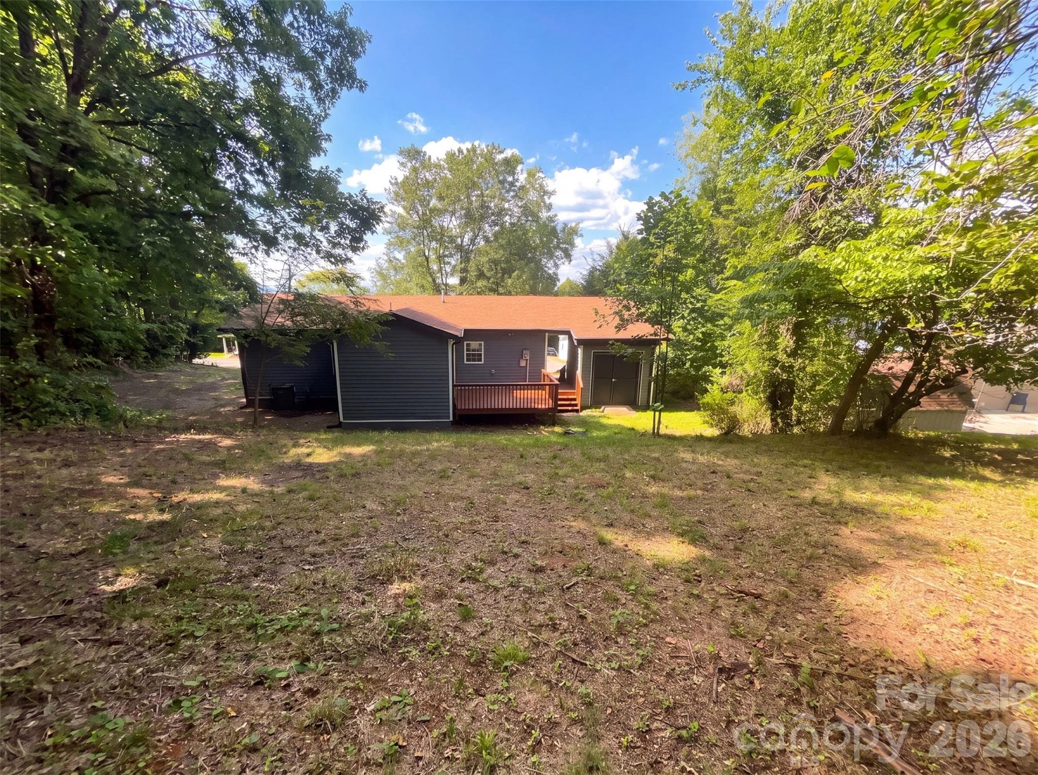 Single Family Residence at 915 Kenham Place, Lenoir, photo 5 of 20