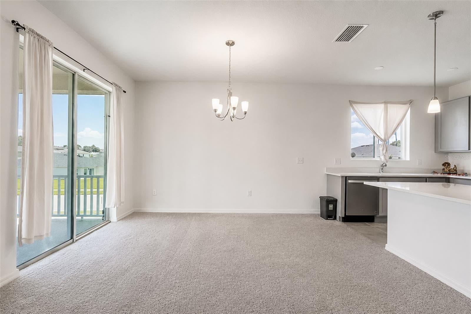 Single Family Residence at 3349 PINK OLEANDER AVE, MASCOTTE, photo 9 of 36