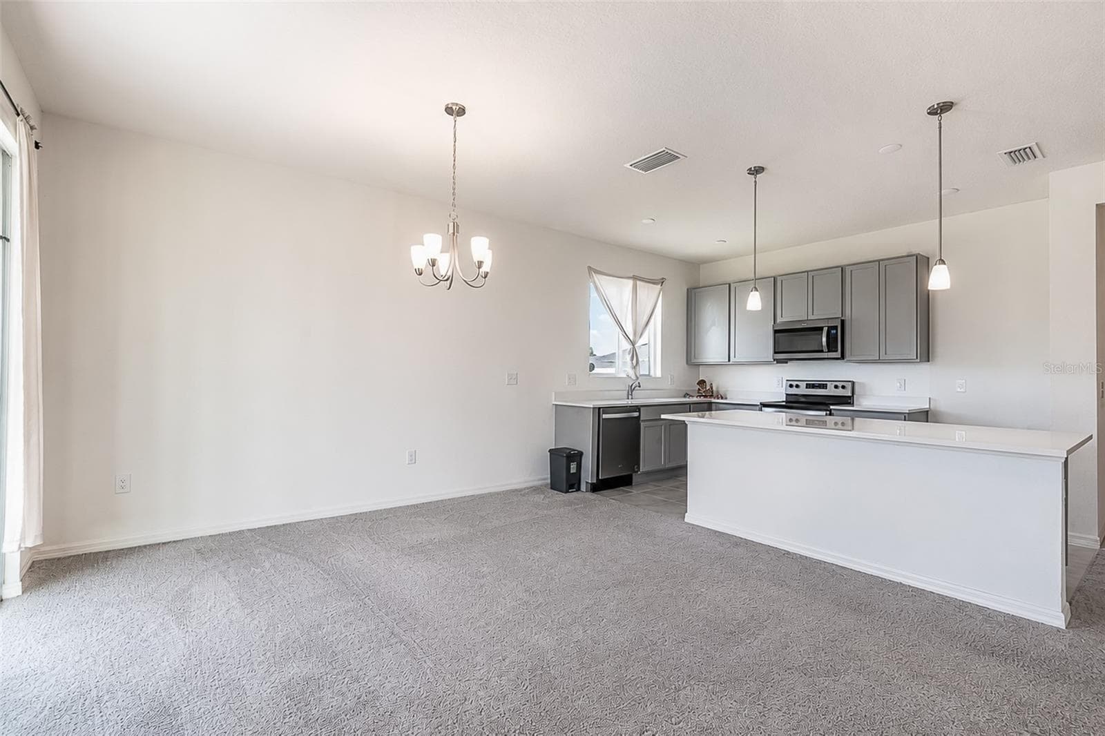 Single Family Residence at 3349 PINK OLEANDER AVE, MASCOTTE, photo 10 of 36