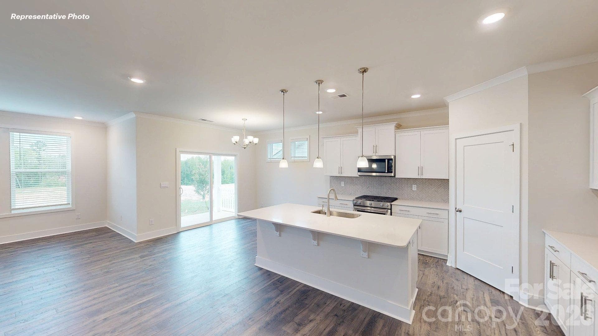 Single Family Residence at 3256 Oberon Street, York, photo 4 of 29