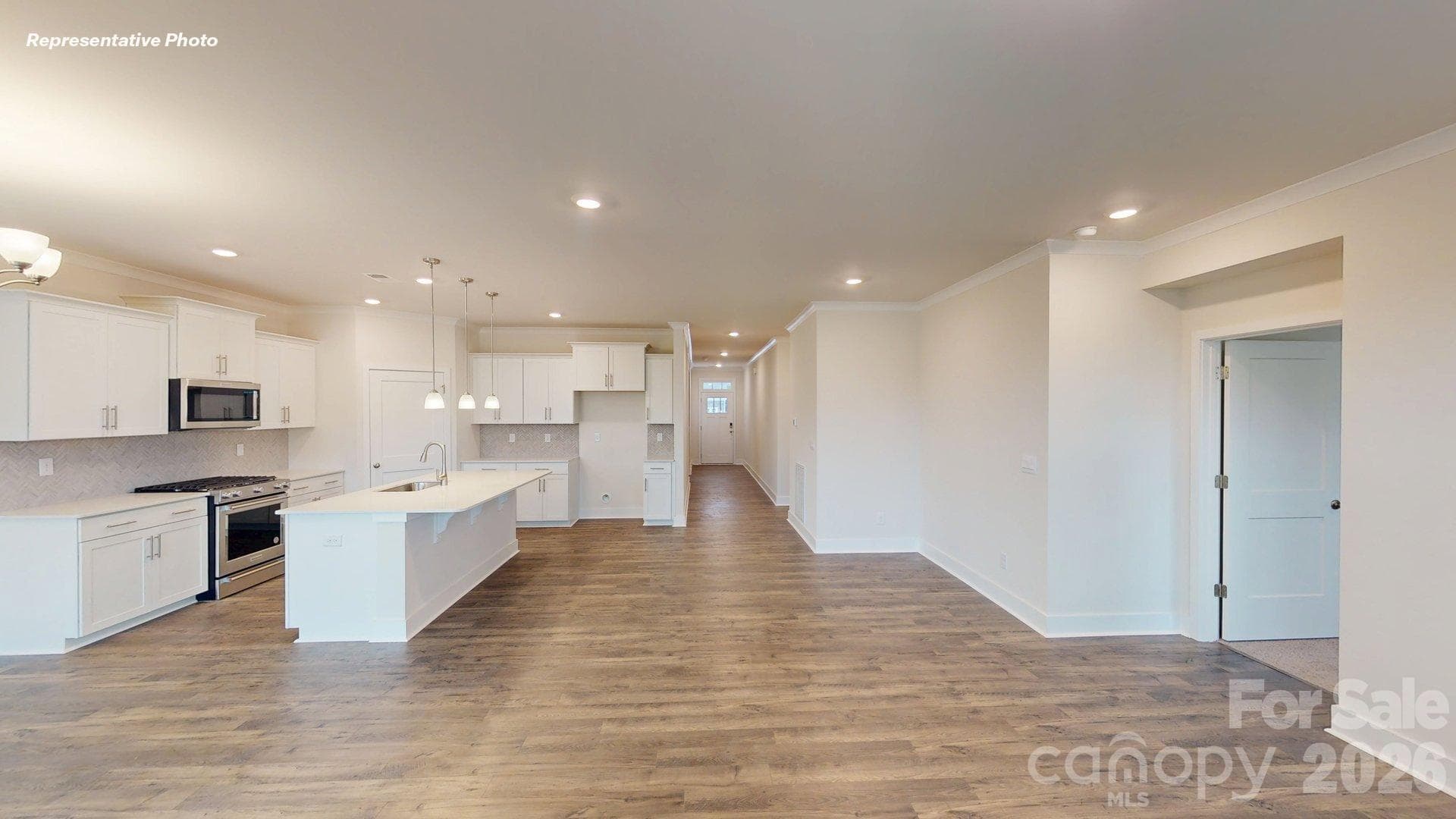 Single Family Residence at 3256 Oberon Street, York, photo 10 of 29