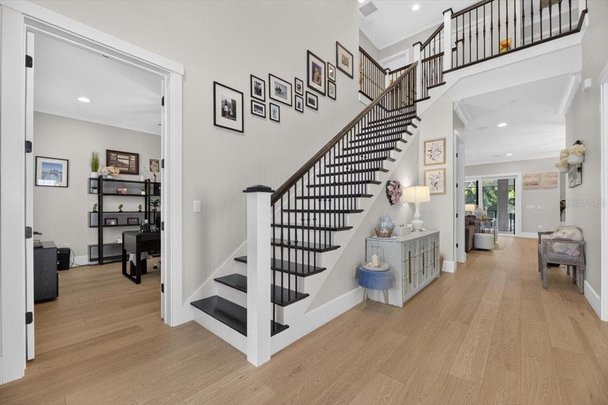 Single Family Residence at 4814 W SAN JOSE ST, TAMPA, photo 11 of 89