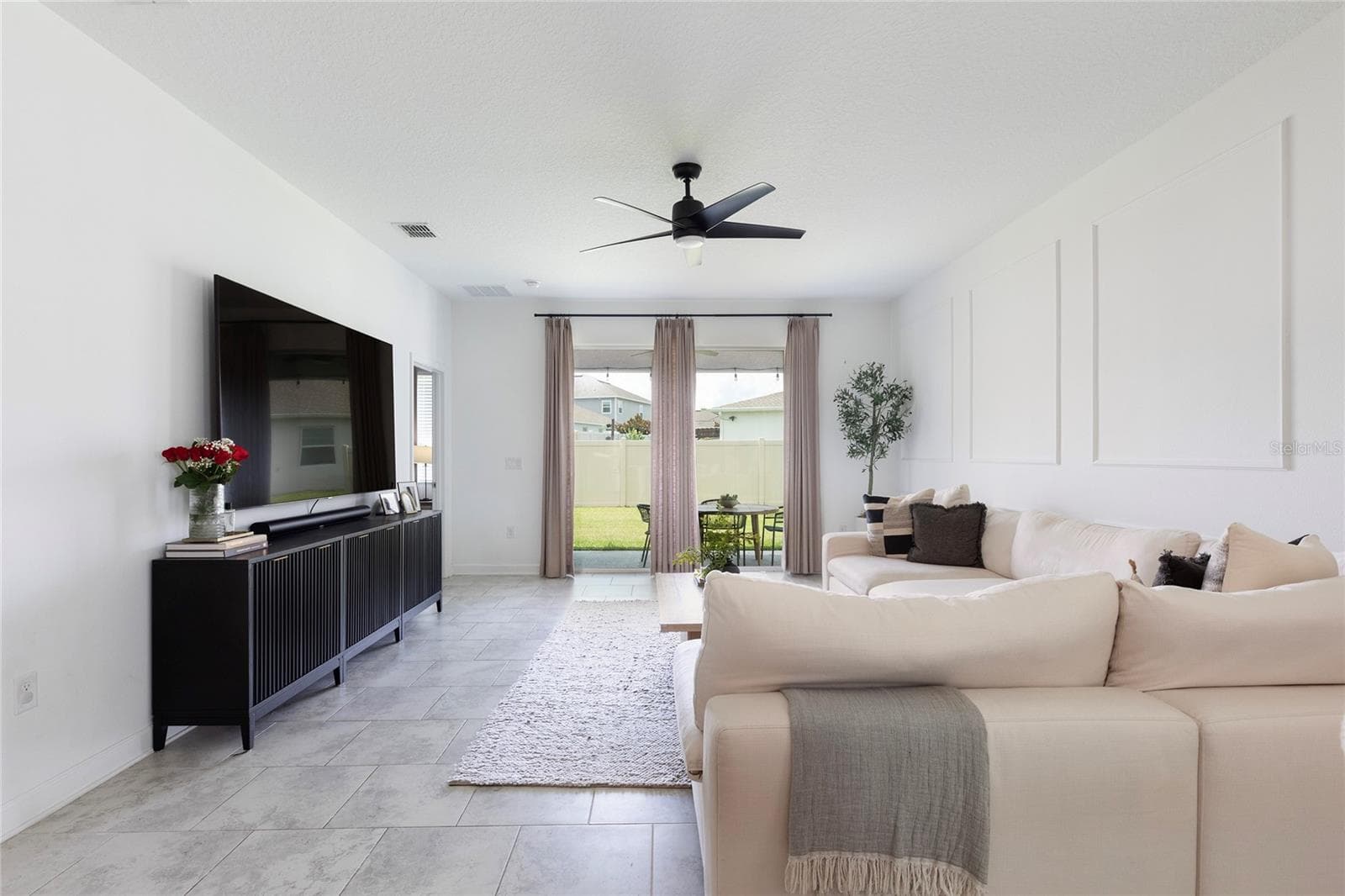 Single Family Residence at 2380 VOLUNTEER AVE, KISSIMMEE, photo 6 of 18