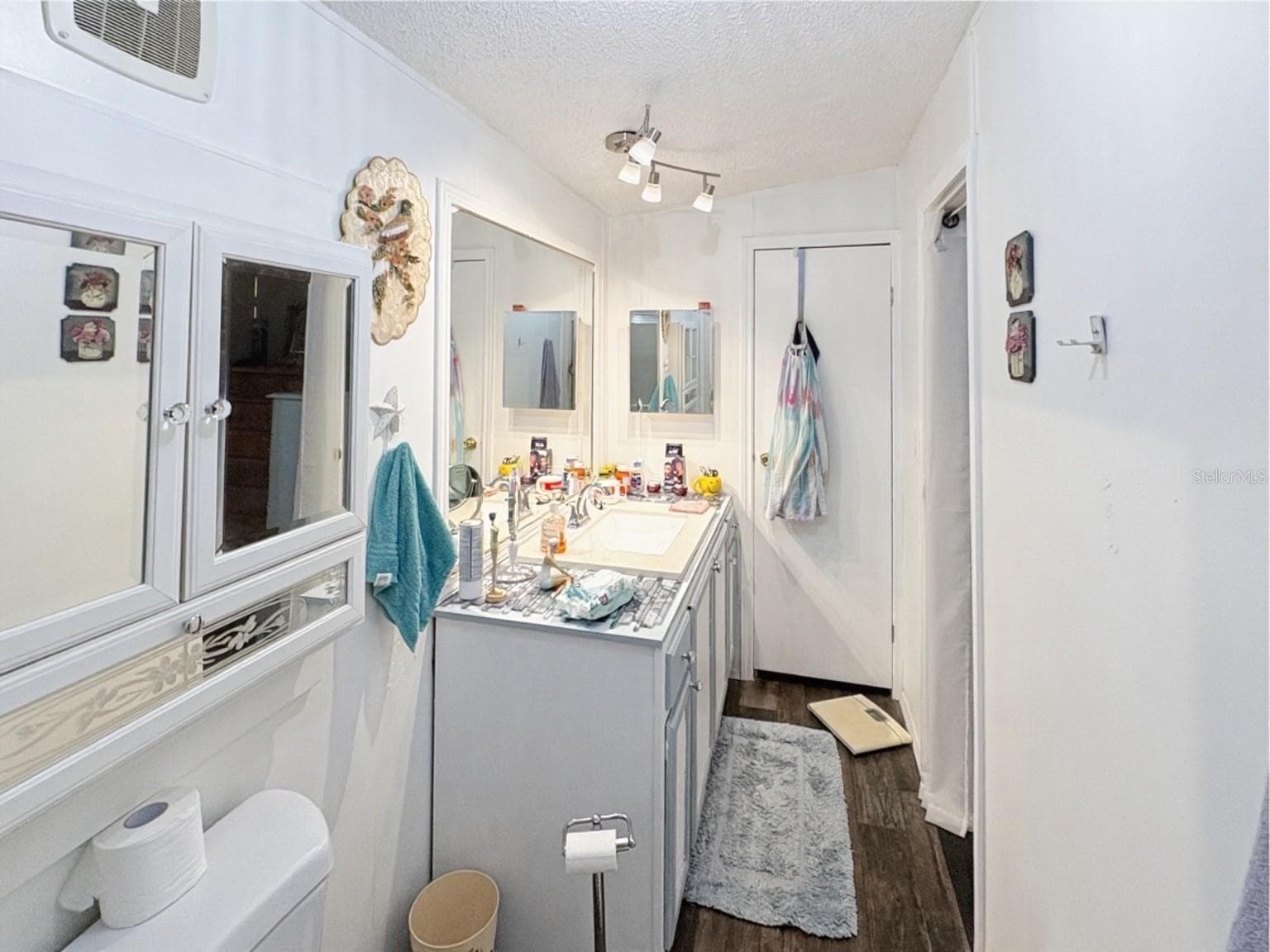 Manufactured Home at 413 S TIMBER TRL, WILDWOOD, photo 19 of 21