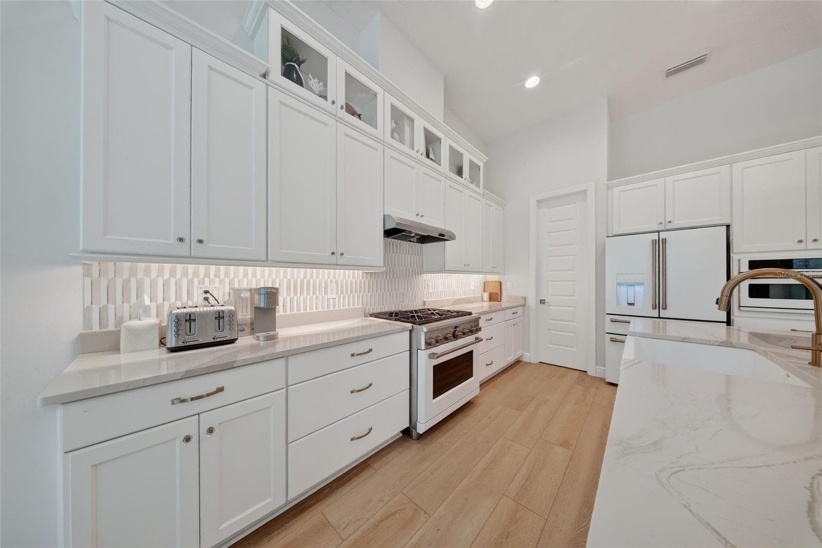 Single Family Residence at 2304 CLEMENT RD, LUTZ, photo 15 of 67