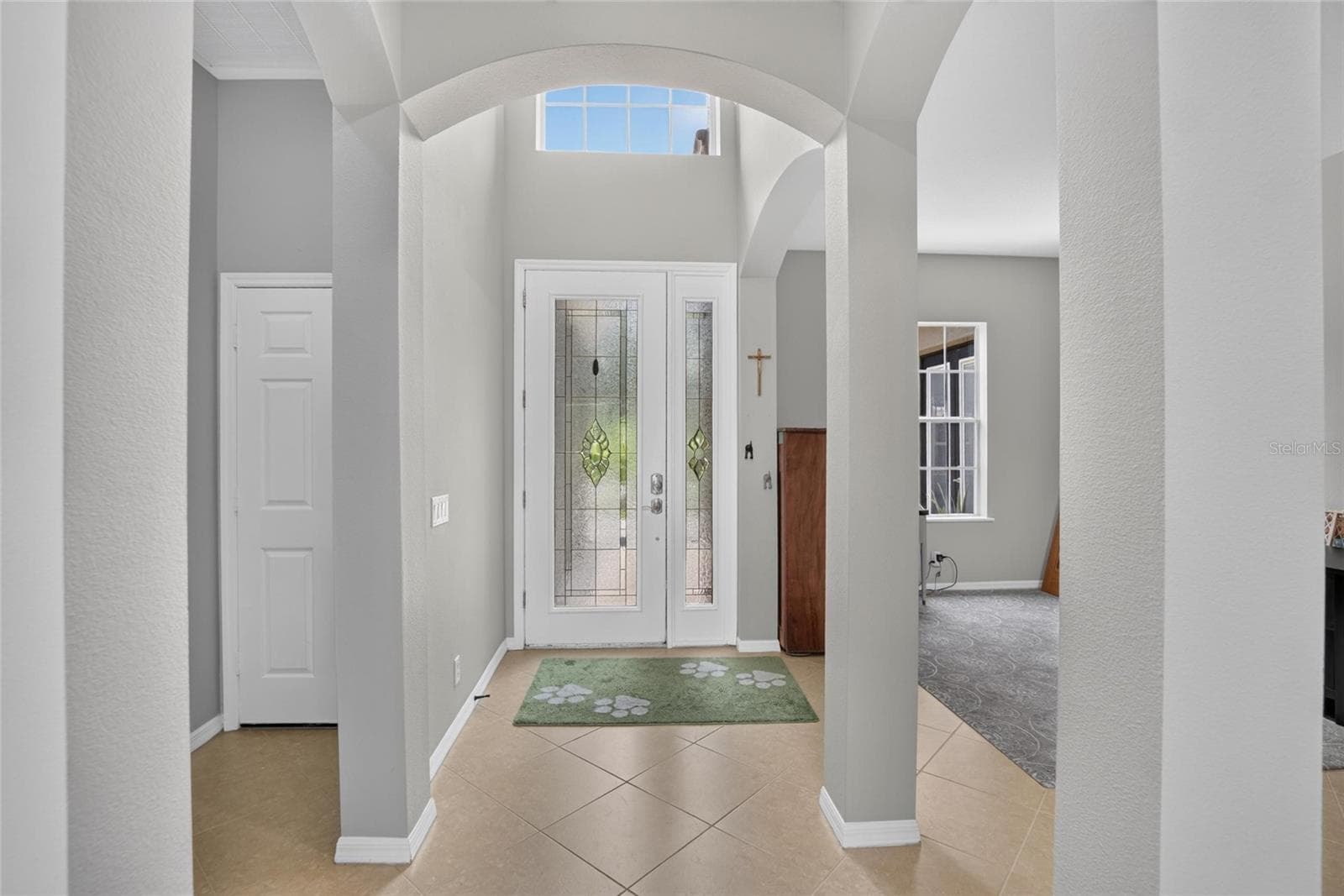 Foyer - 10103 DEERCLIFF DR, TAMPA