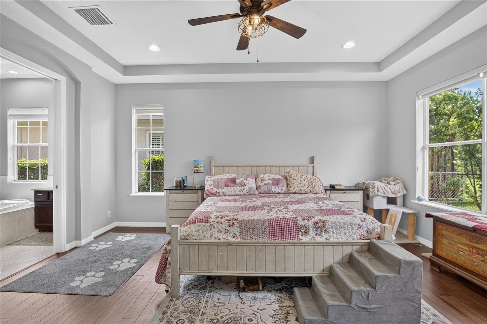 Master Bedroom DS - 10103 DEERCLIFF DR, TAMPA