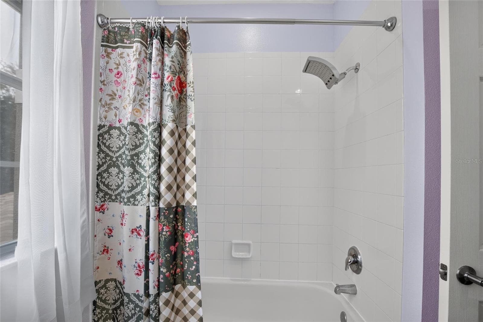Single Family Residence at 10103 DEERCLIFF DR, TAMPA, photo 47 of 94