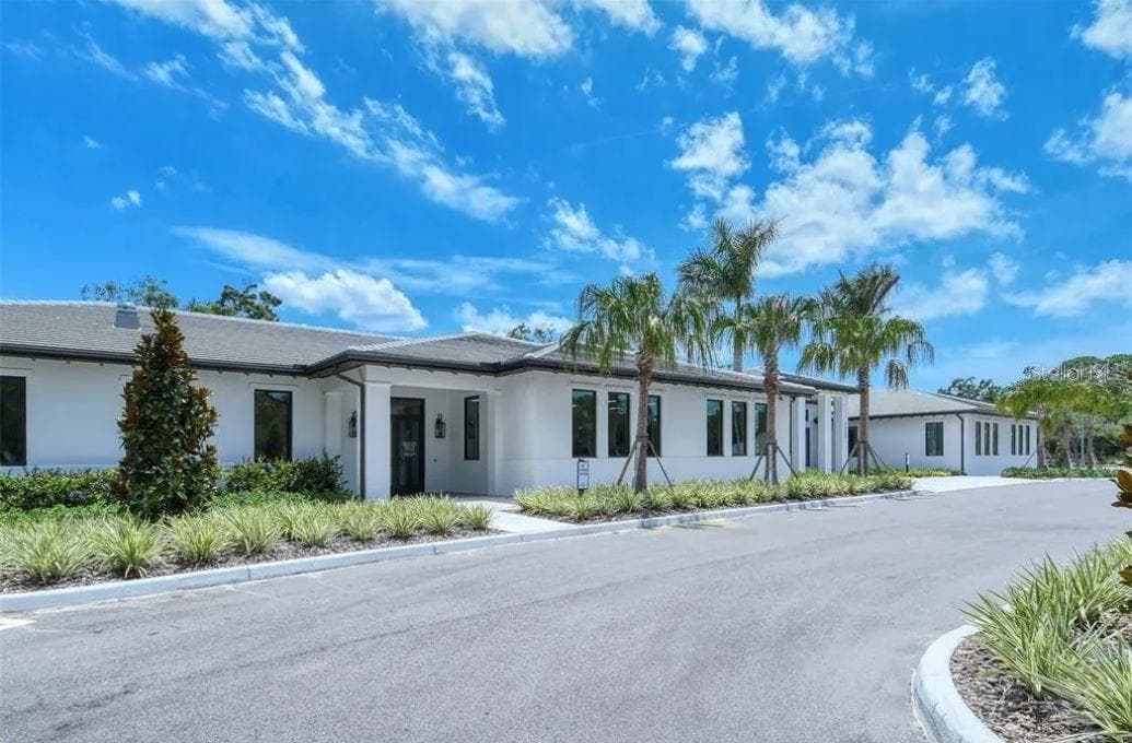 Clubhouse - 5526 CHANTECLAIRE #31, SARASOTA