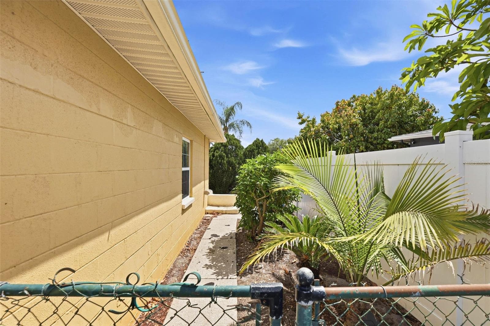 Single Family Residence at 3663 22ND AVE N, ST PETERSBURG, photo 22 of 28