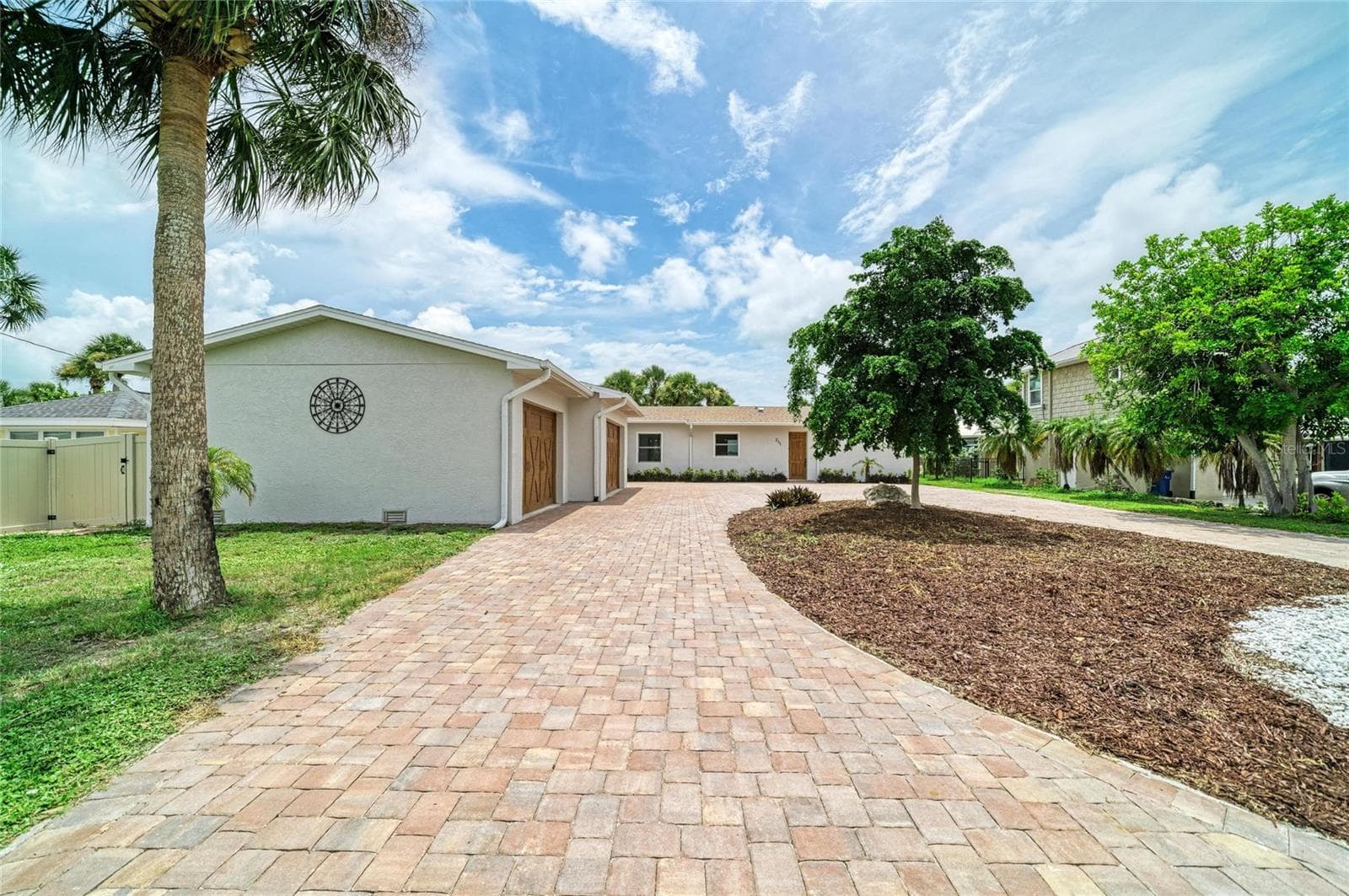 Single Family Residence at 211 BAHIA VISTA DR, ENGLEWOOD, photo 7 of 57