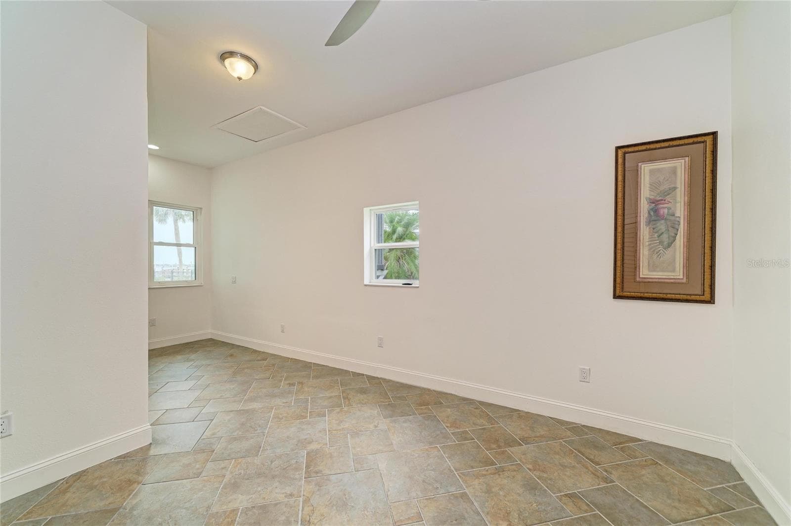 Single Family Residence at 211 BAHIA VISTA DR, ENGLEWOOD, photo 27 of 57