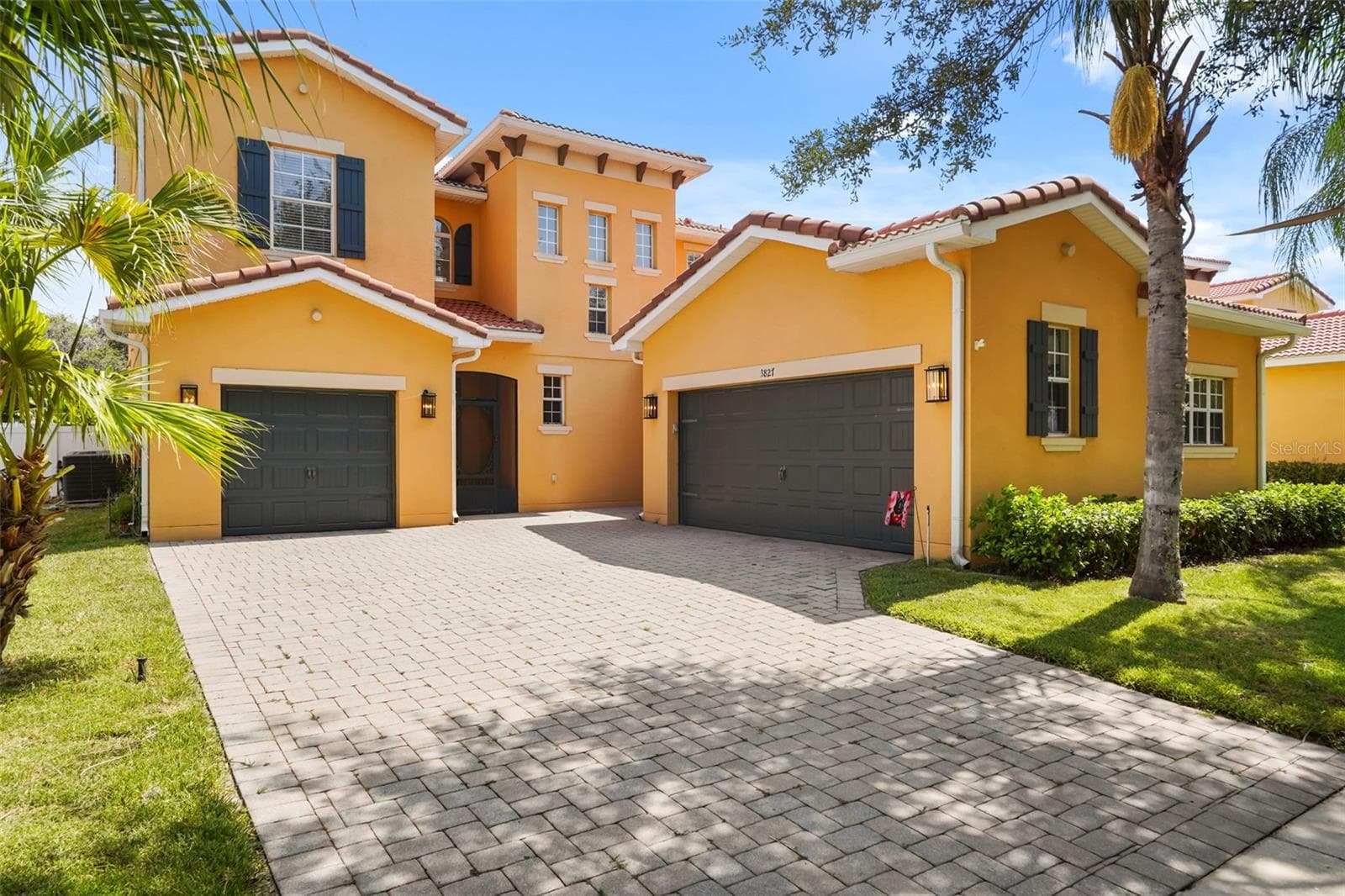 Single Family Residence at 3827 GOLDEN KNOT DR, KISSIMMEE, photo 2 of 80
