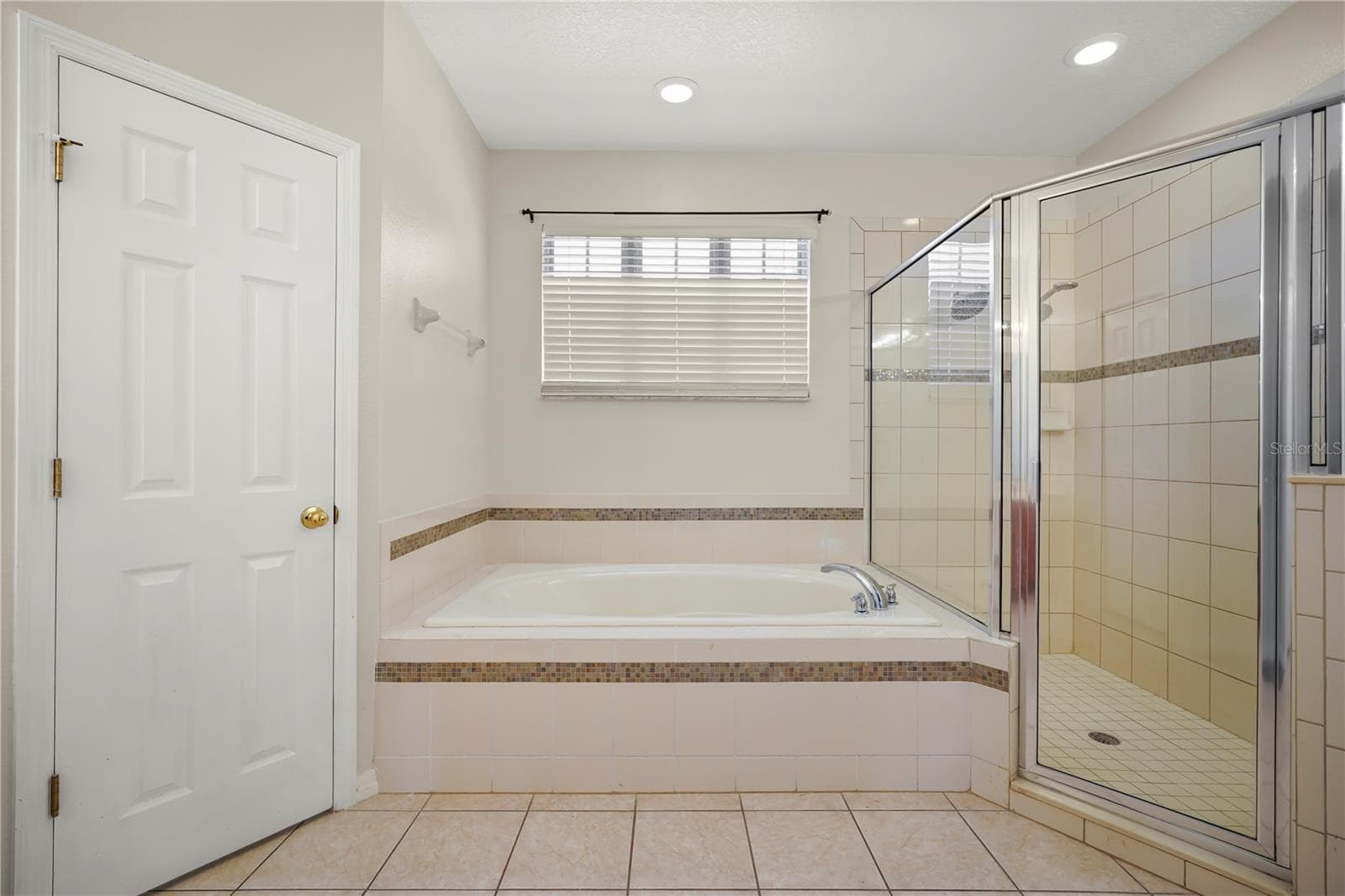 Single Family Residence at 3827 GOLDEN KNOT DR, KISSIMMEE, photo 38 of 80
