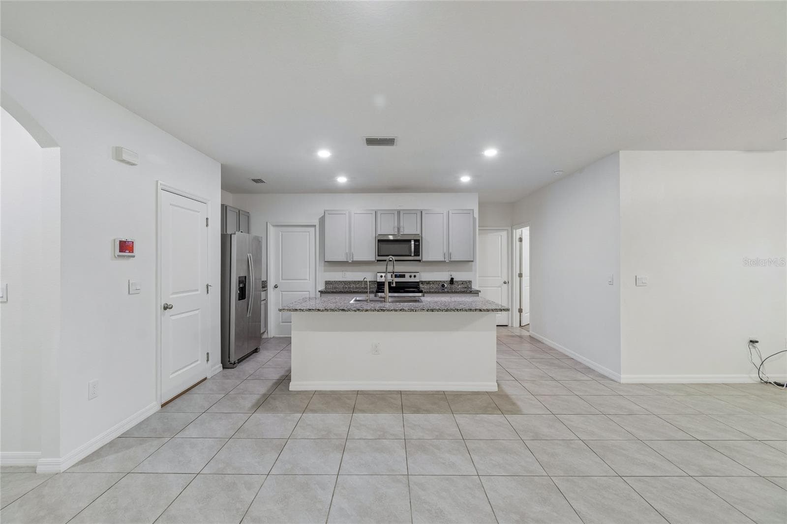 Single Family Residence at 15990 TUSCANY HILLSIDE RD, ODESSA, photo 10 of 76