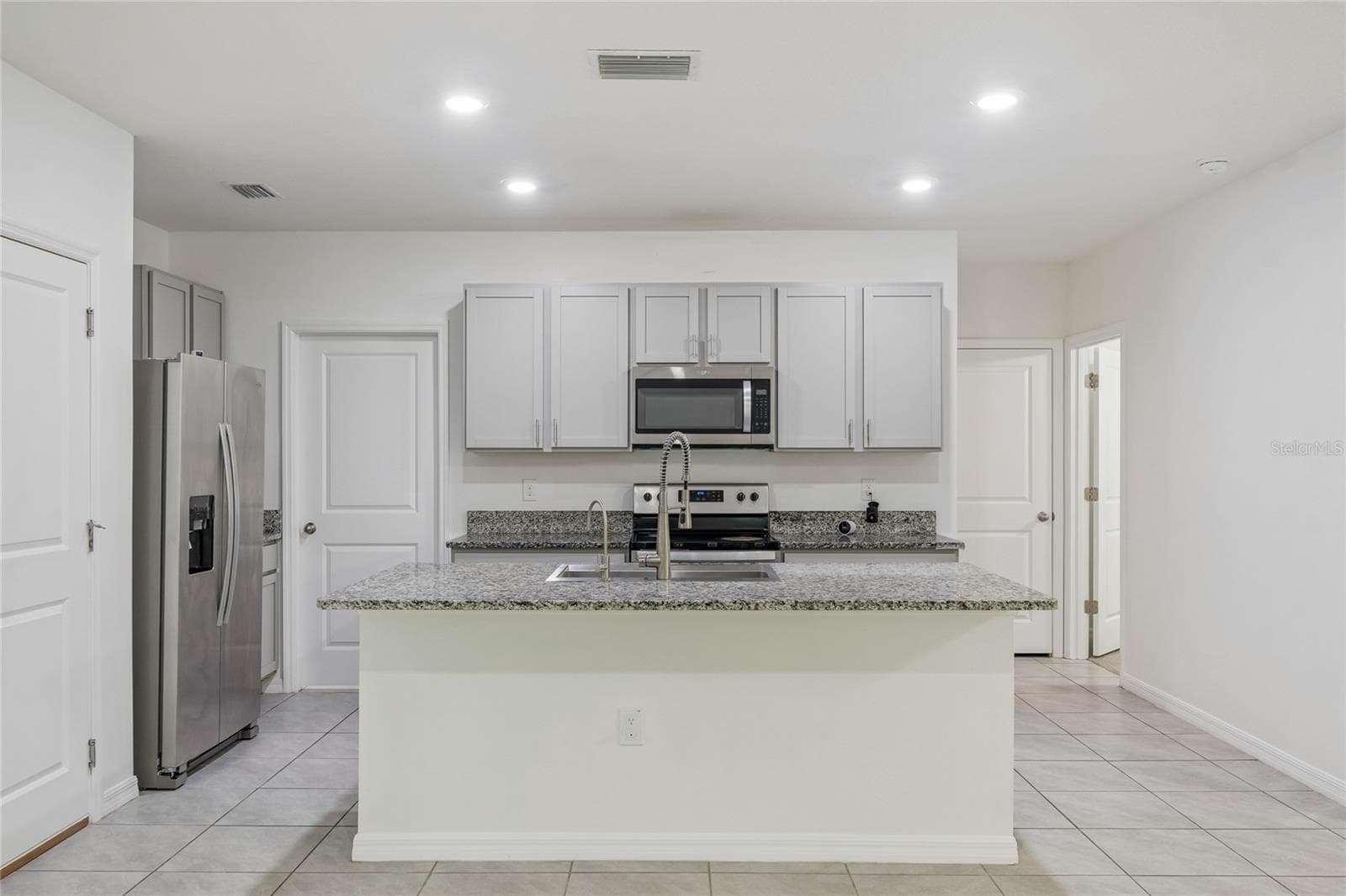 Single Family Residence at 15990 TUSCANY HILLSIDE RD, ODESSA, photo 11 of 76