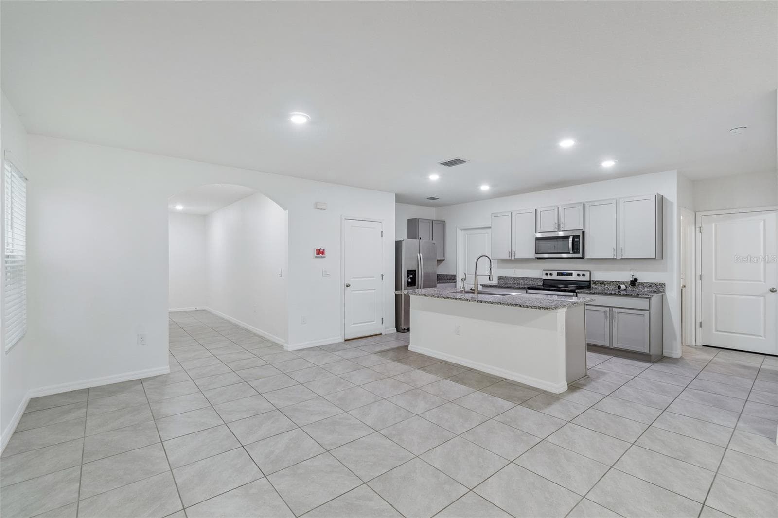 Single Family Residence at 15990 TUSCANY HILLSIDE RD, ODESSA, photo 12 of 76