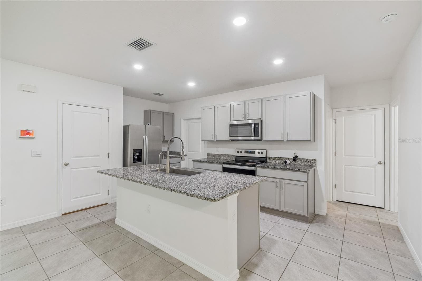 Single Family Residence at 15990 TUSCANY HILLSIDE RD, ODESSA, photo 18 of 76