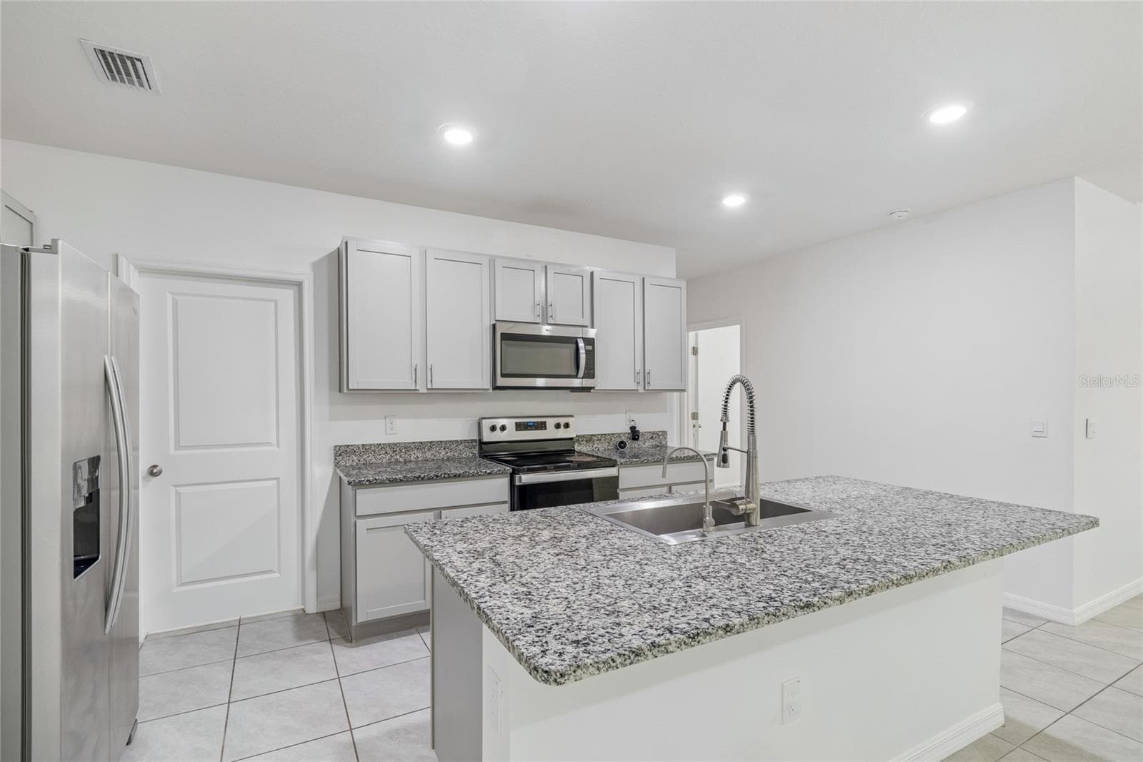 Single Family Residence at 15990 TUSCANY HILLSIDE RD, ODESSA, photo 20 of 76