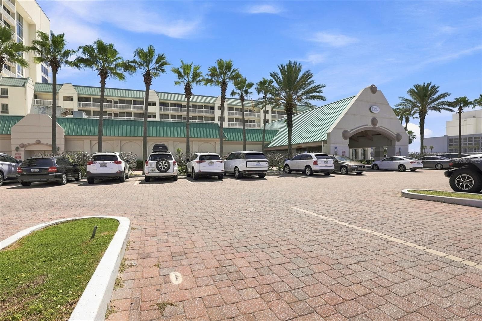 Condo - Hotel at 2700 N ATLANTIC AVE #407, DAYTONA BEACH, photo 2 of 27