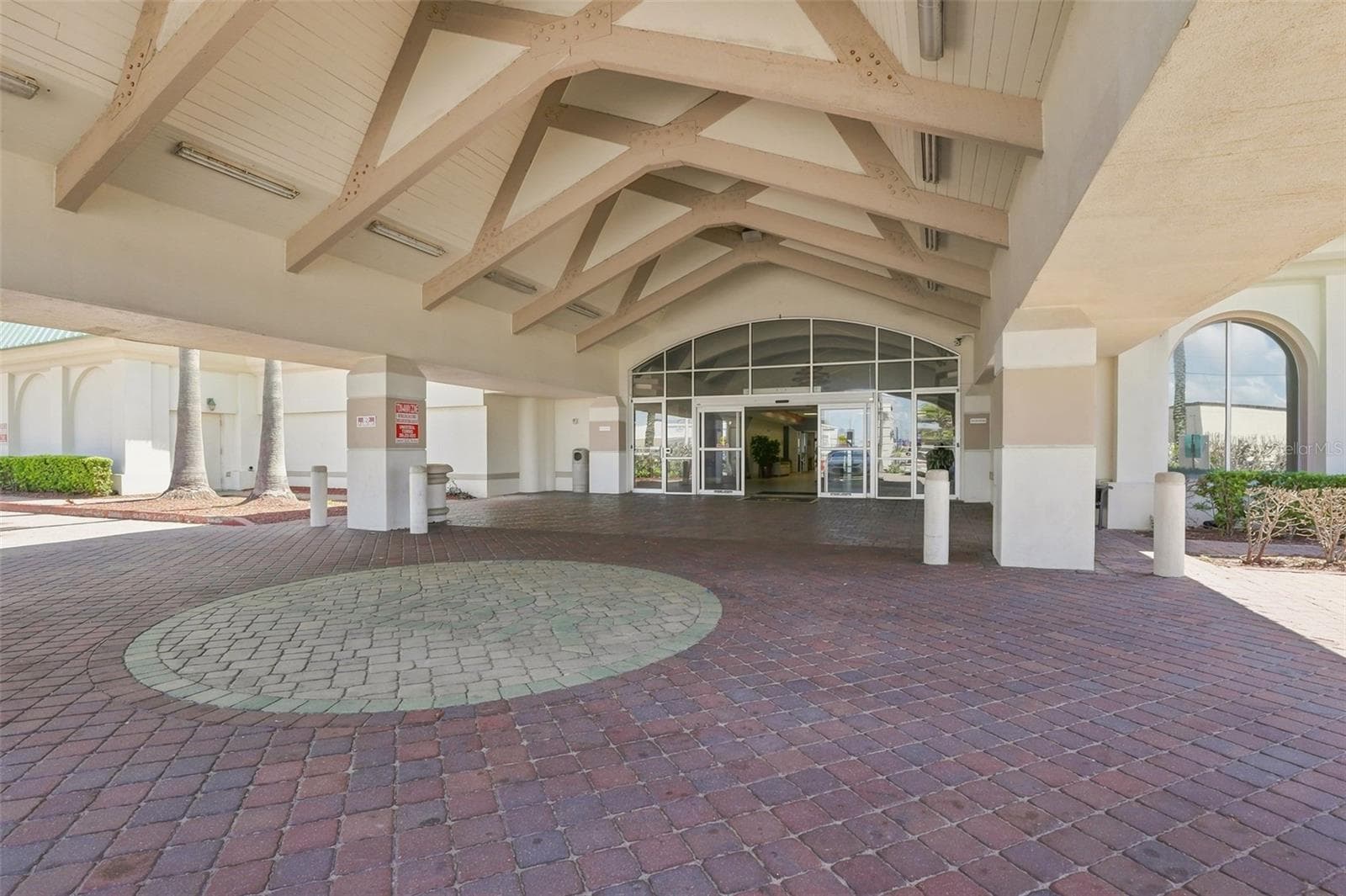 Condo - Hotel at 2700 N ATLANTIC AVE #407, DAYTONA BEACH, photo 18 of 27