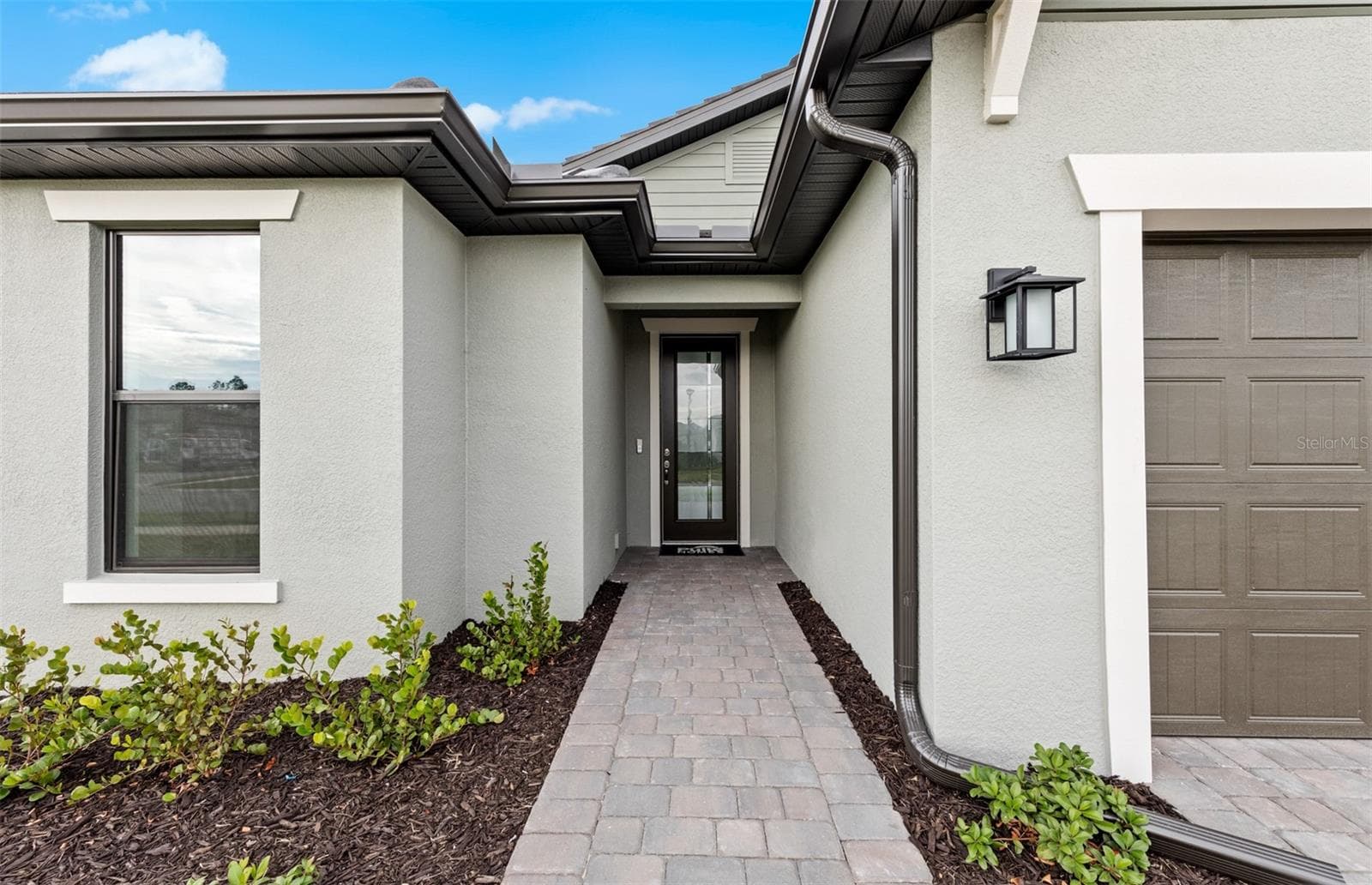 Photos are of similar Mystique floorplan. Homes may vary. - 4415 LAKESIDE GROVE, NORTH PORT