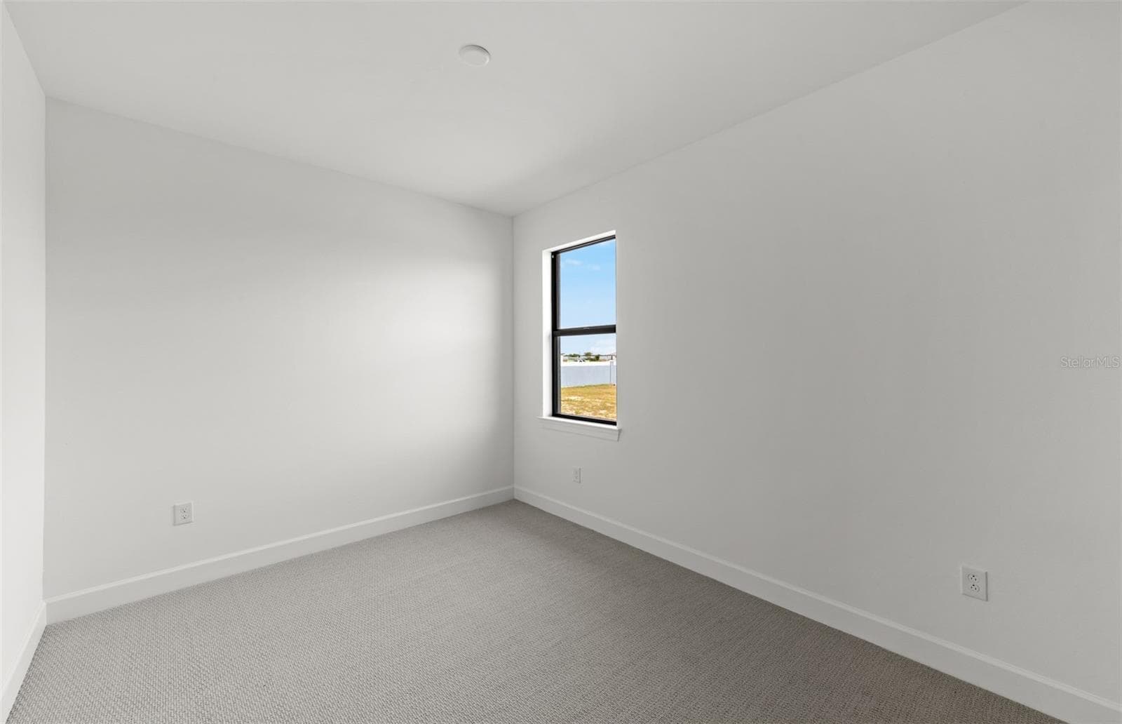 Photos are of similar Mystique floorplan. Homes may vary. - 4415 LAKESIDE GROVE, NORTH PORT
