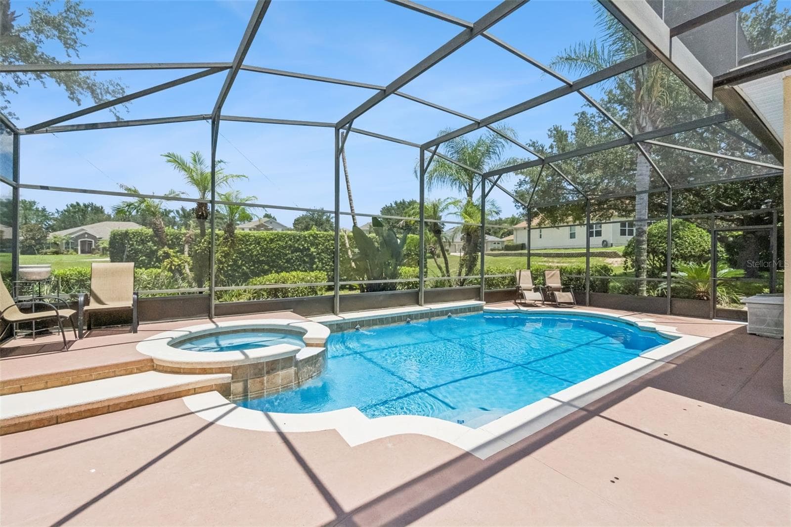 Screened solar heated pool with in ground spa - 1112 CALLAWAY CIR, CLERMONT