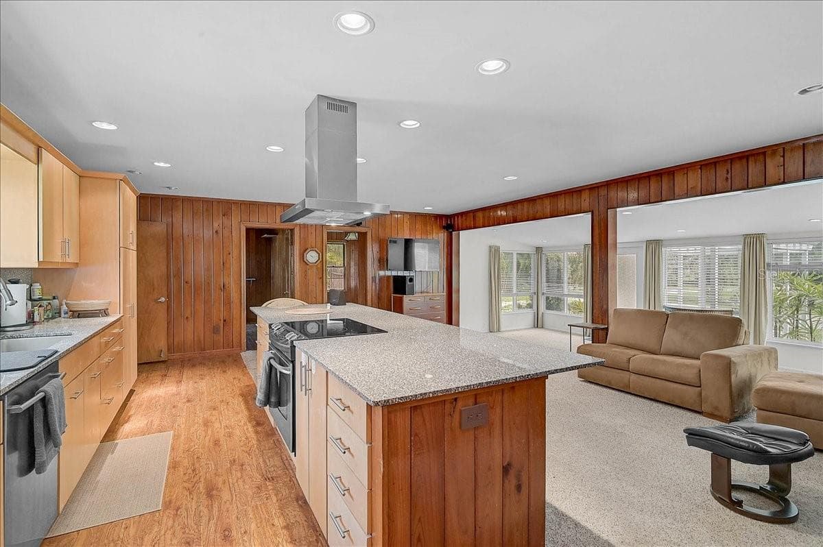 Single Family Residence at 2404 BISPHAM RD, SARASOTA, photo 10 of 54