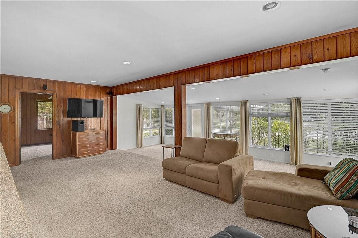 Single Family Residence at 2404 BISPHAM RD, SARASOTA, photo 15 of 54